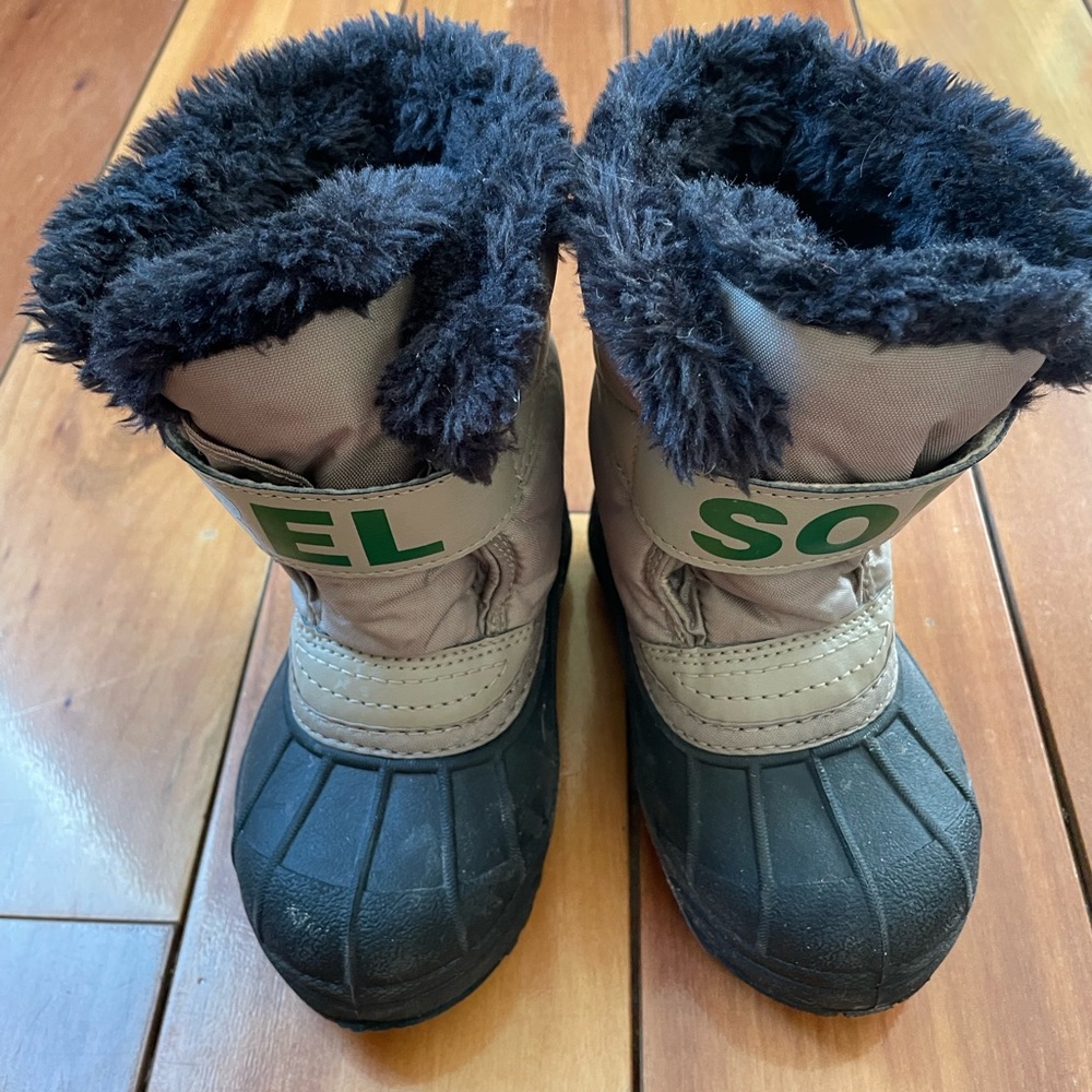 Sorel Toddler Gray and Black Winter Boots with Fur Lining